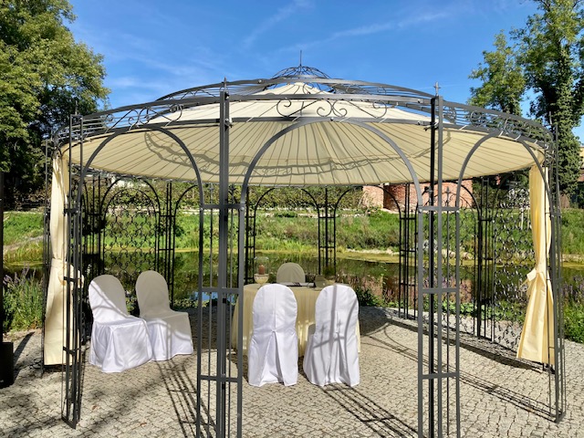 Hochzeit im Klostergarten Pegau